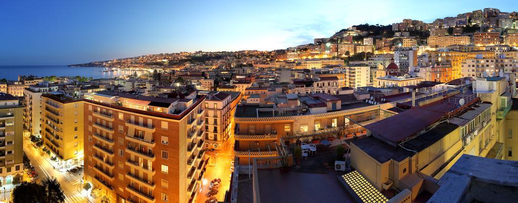 Exe Majestic Hotel Napoli Ngoại thất bức ảnh