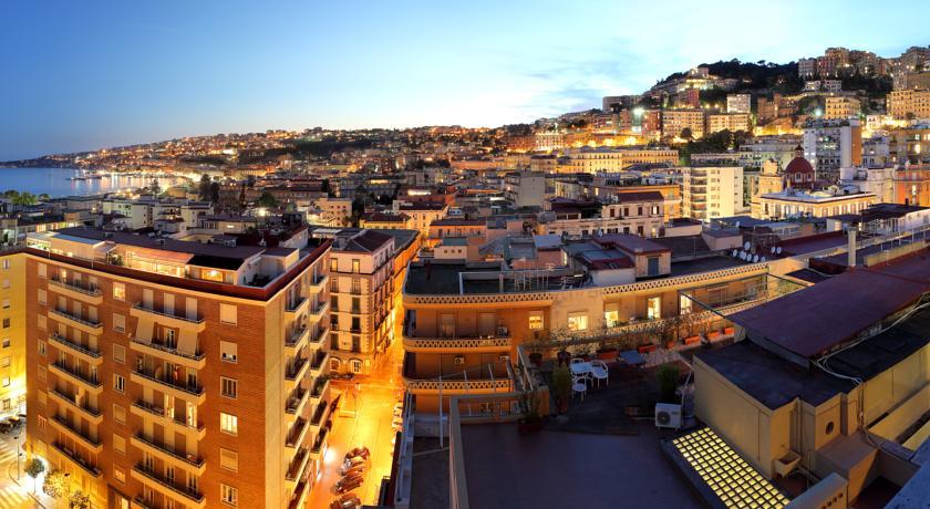 Exe Majestic Hotel Napoli Ngoại thất bức ảnh
