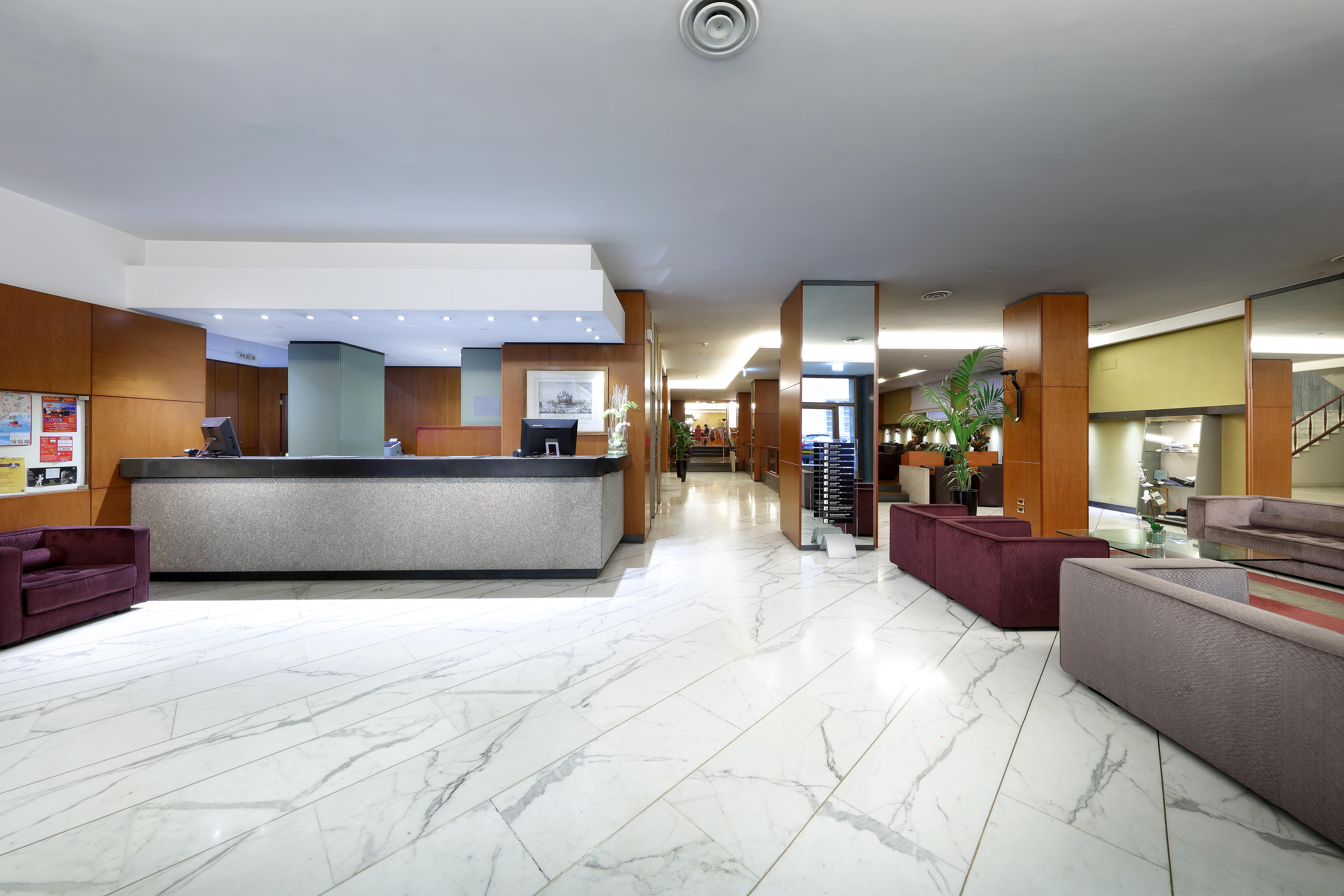 Exe Majestic Hotel Napoli Ngoại thất bức ảnh