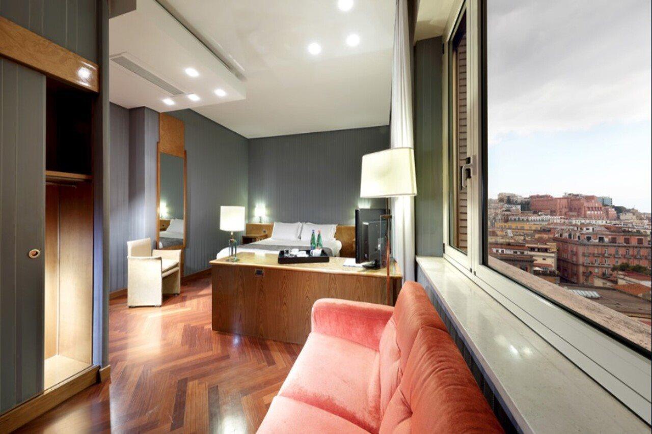 Exe Majestic Hotel Napoli Ngoại thất bức ảnh