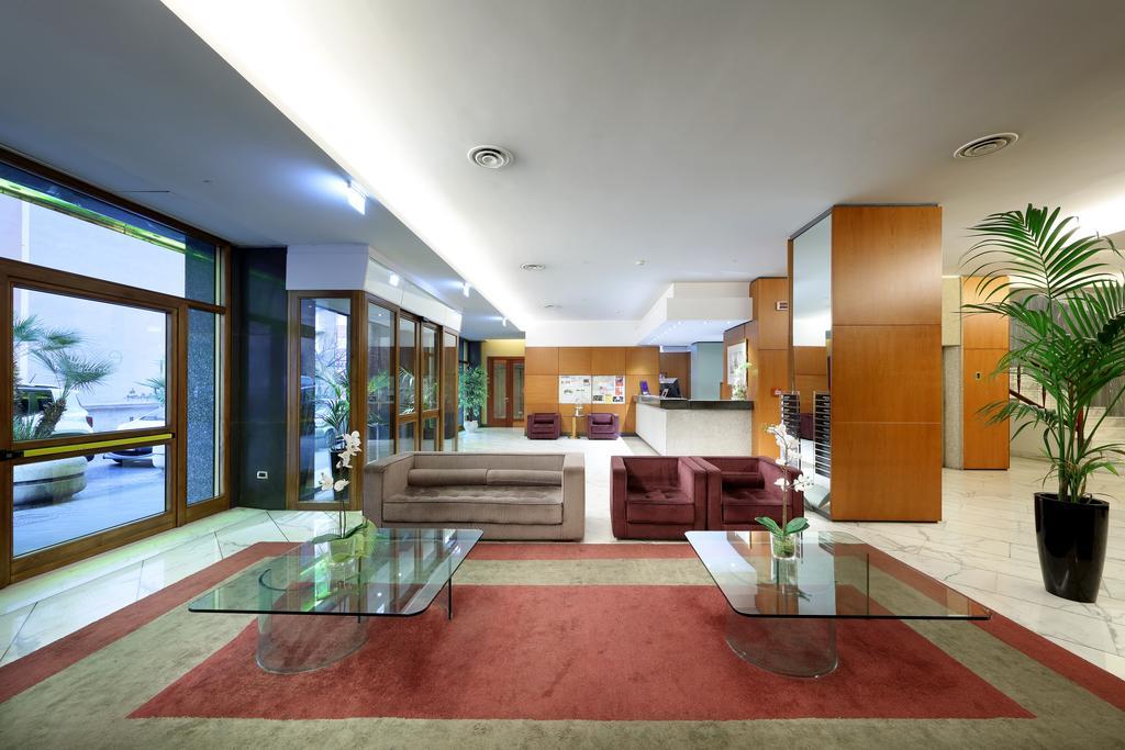 Exe Majestic Hotel Napoli Ngoại thất bức ảnh