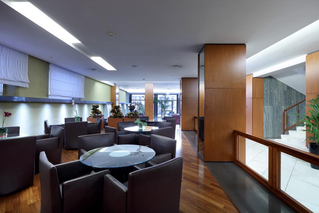 Exe Majestic Hotel Napoli Ngoại thất bức ảnh