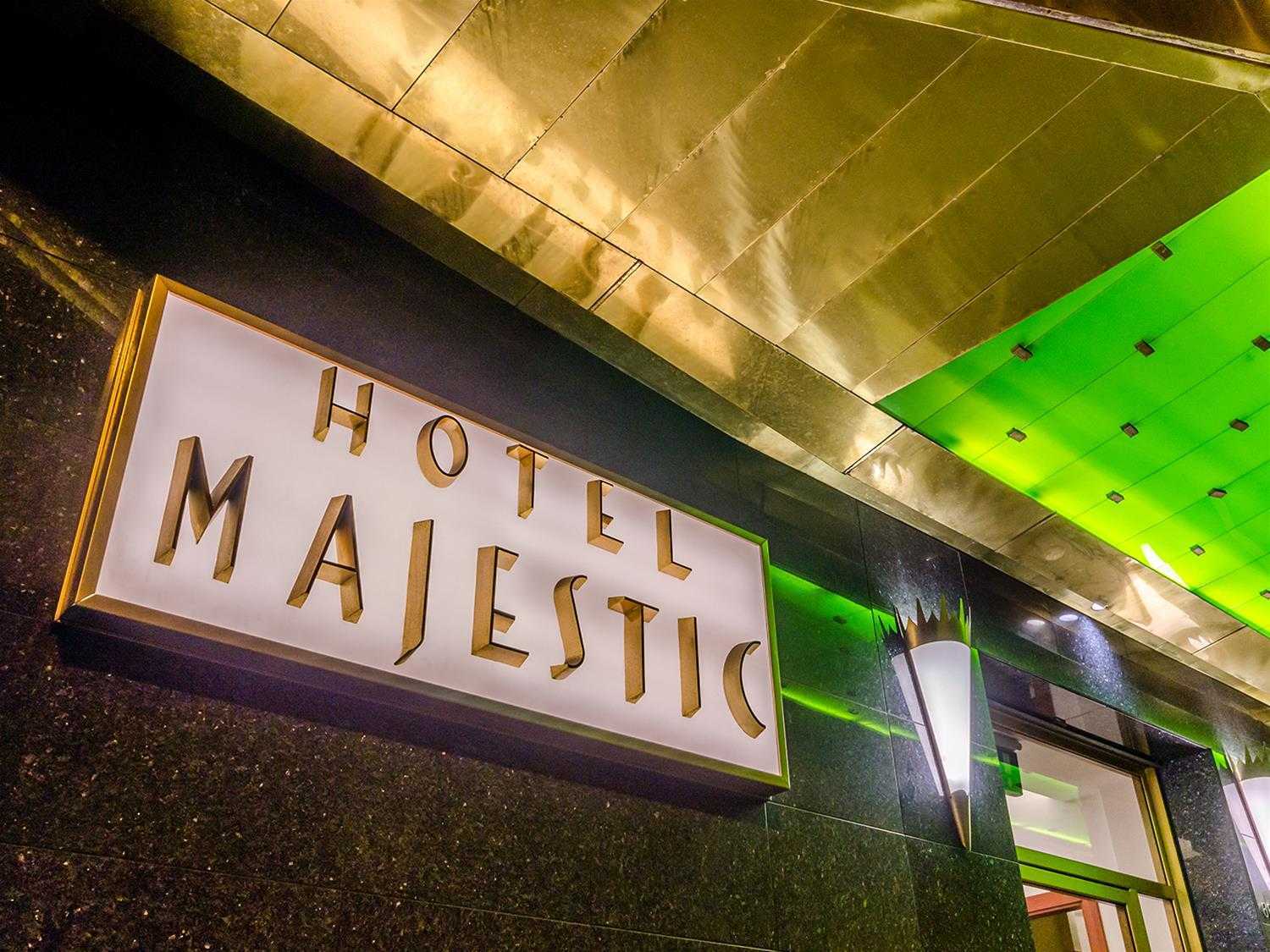 Exe Majestic Hotel Napoli Ngoại thất bức ảnh